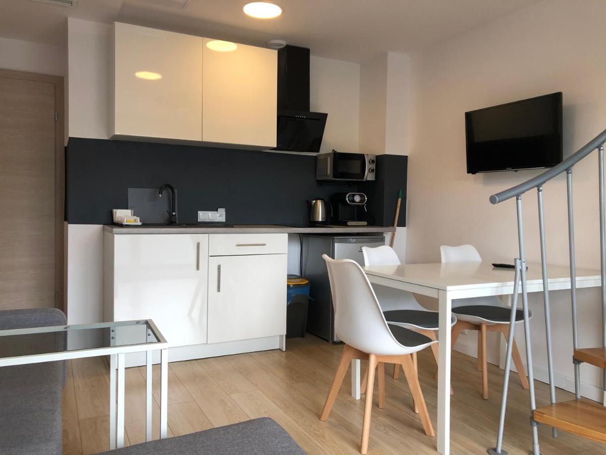 Apartamenty "Naletniej" Przy Morzu Лазы Экстерьер фото